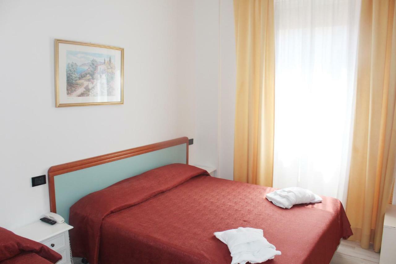 Hotel Marittima Rimini Dış mekan fotoğraf