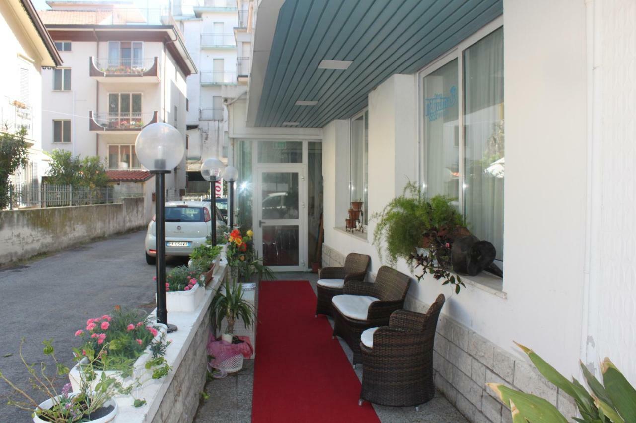 Hotel Marittima Rimini Dış mekan fotoğraf